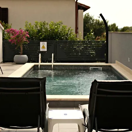 Holiday House Veli Vrh Pula