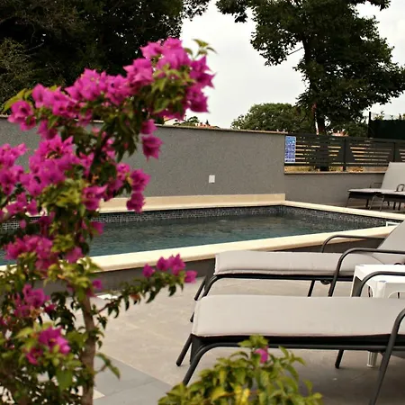 House Veli Vrh Nyaraló