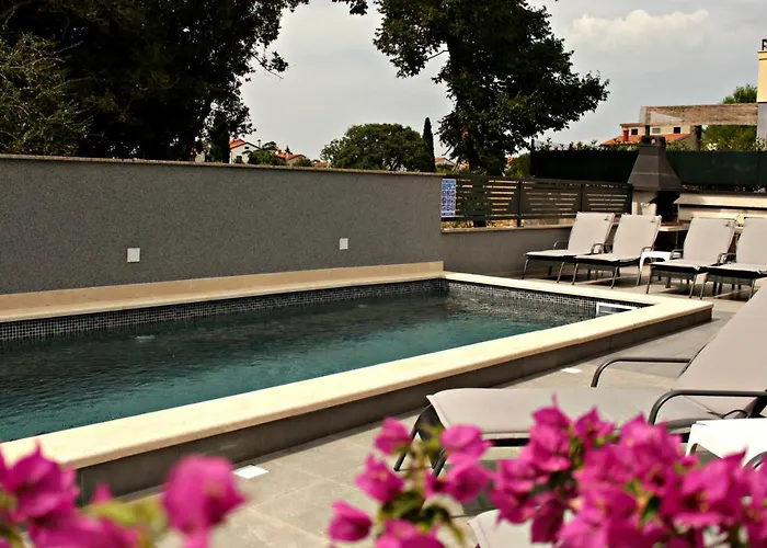 Holiday House Veli Vrh *