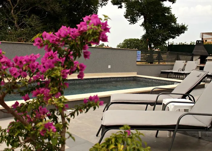 Holiday House Veli Vrh Vikendica